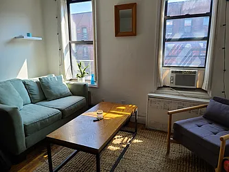 526 East 11th Street