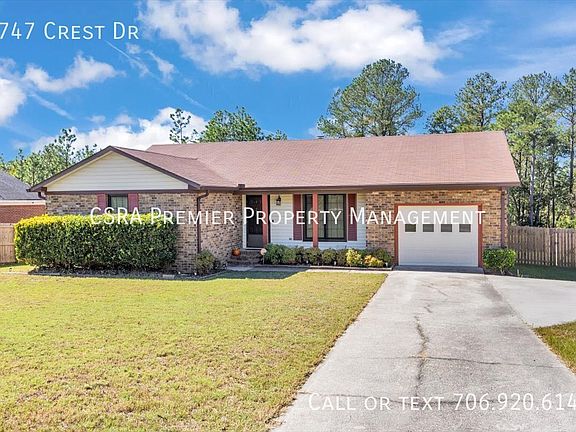 2nd image of 3747 Crest Dr