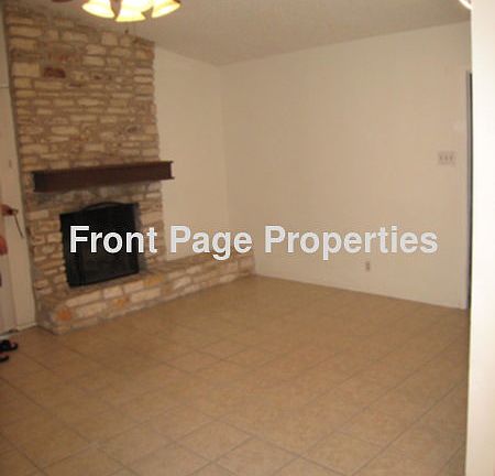3rd image of 2804 Thrushwood Dr