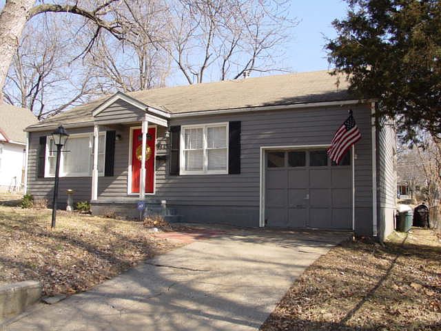 1st image of 4445 Cambridge St