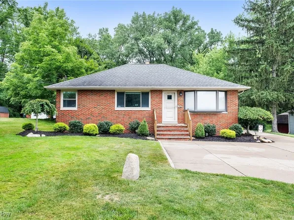10620 Ridge Rd, North Royalton, OH 44133