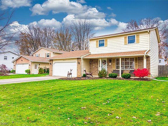 3rd image of 4813 Tanglewood Dr