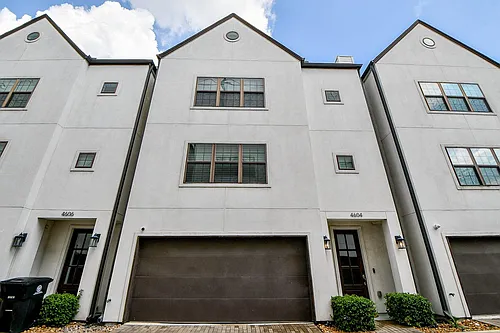 4604 Chartres St Photo 1