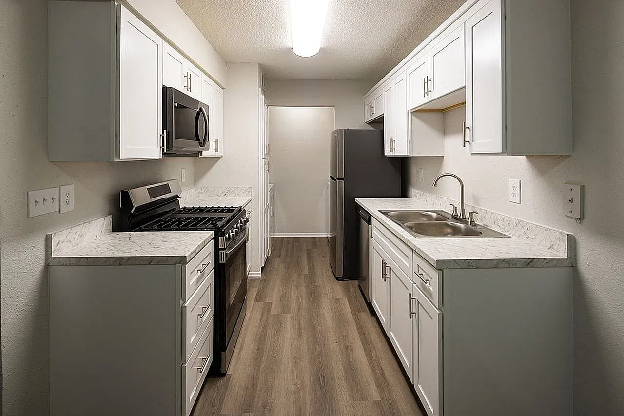 Reserve on Riverside Apartments — Photo 1