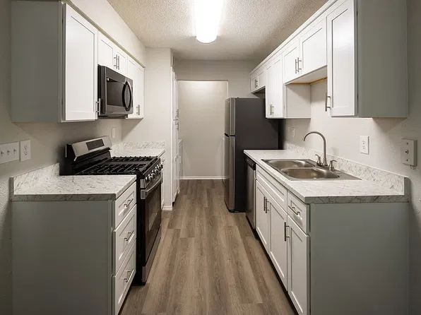 Reserve on Riverside Apartments