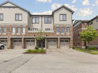 39 Kay Cres #15, Guelph, ON N1L 0N5