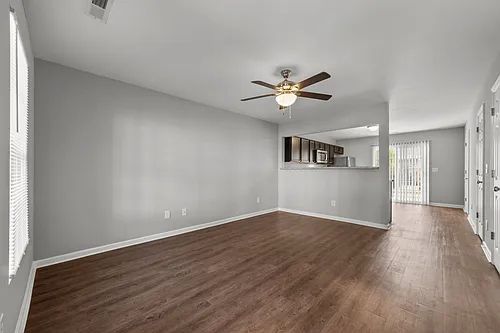 4021 Cobblestone Dr #7 Photo 1