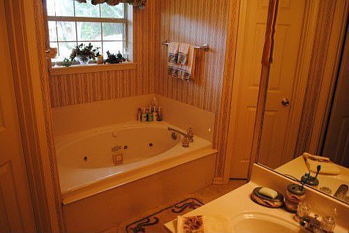 5th image of 6003 Brookside Cir