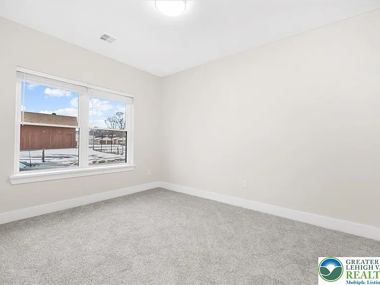 410 William St #102 — Photo 18