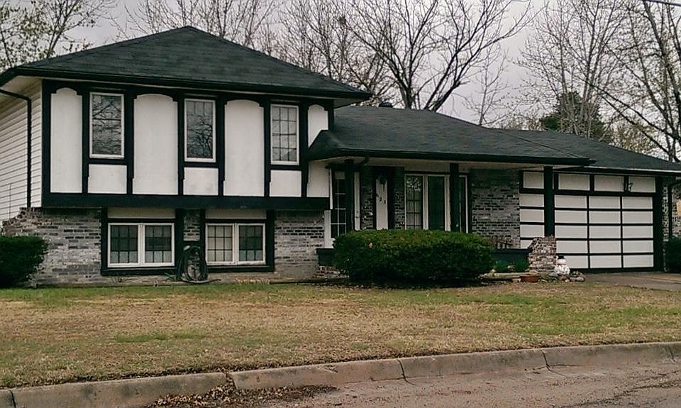 1st image of 623 N High Dr