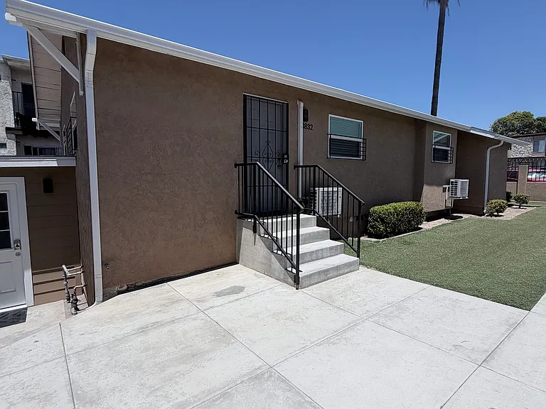 3832 Marlborough Ave #3832 — Photo 12