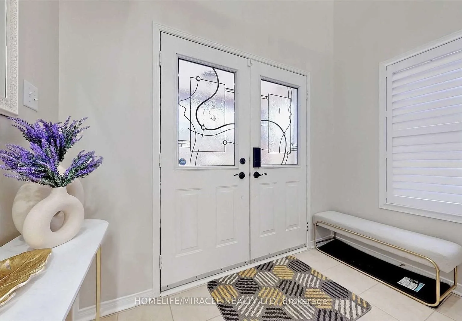 4 bed, $3,650 — Photo 1