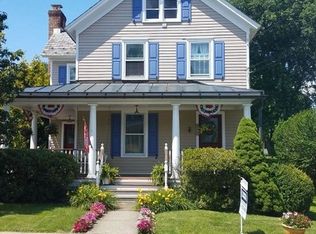 10 Center St, Califon, NJ 07830