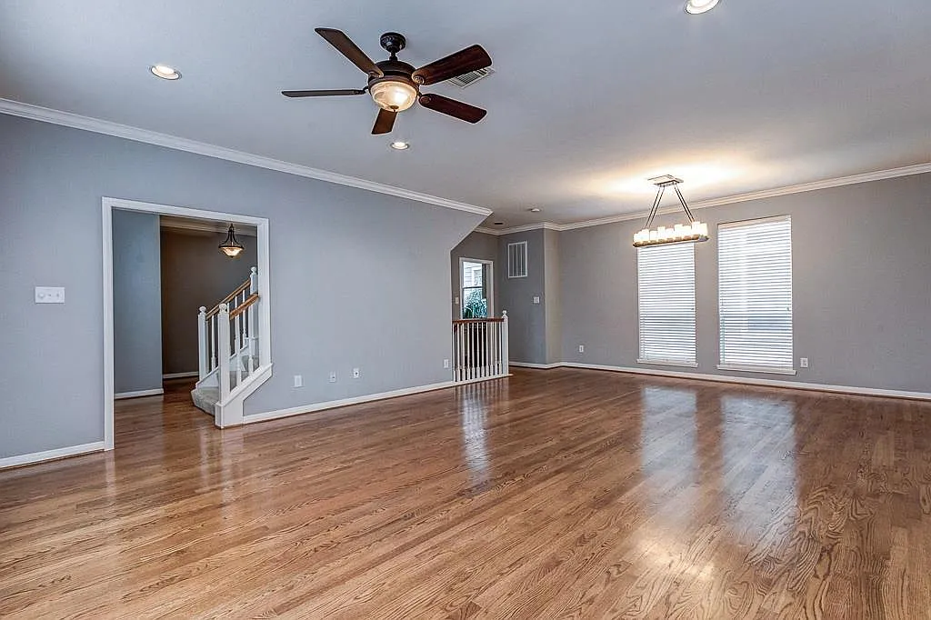 3 bed, 2.5 bath, 1919 sqft, $2,750 — Photo 1