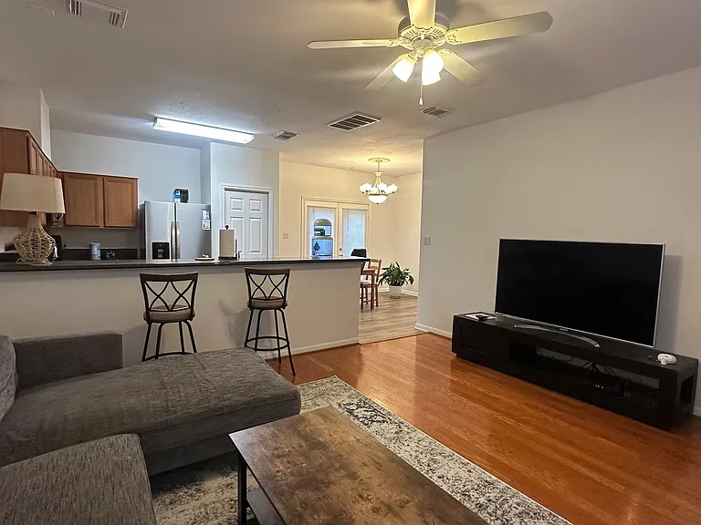 2232 Naomi St — Photo 7