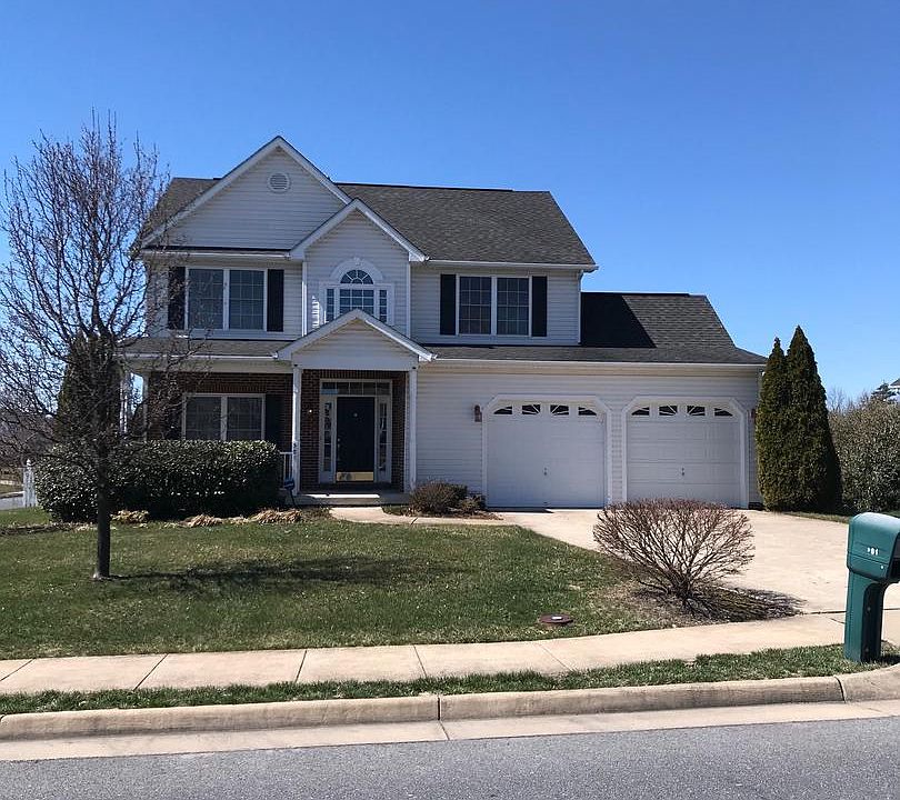 1st image of 301 Clydesdale Dr