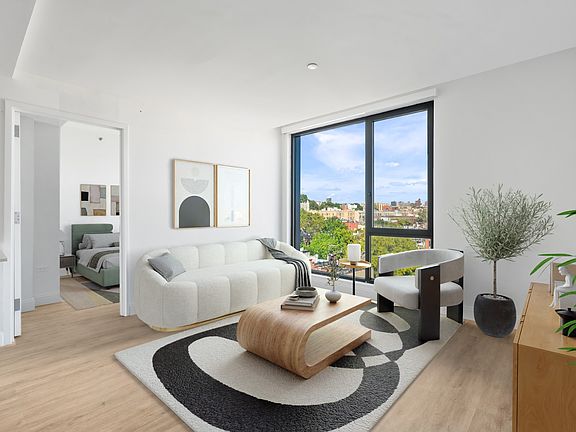 3rd image of 300 W 136th St #5F