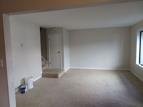 2nd image of 1140 Callas Ln APT 2