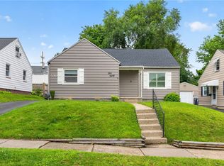 530 Tarrington Rd, Rochester, NY 14609