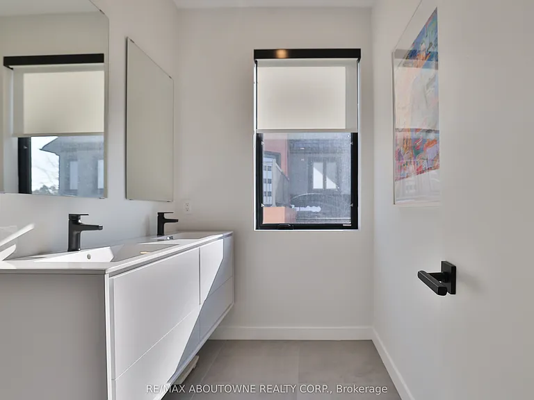 70 Upper Mount Albion Rd — Photo 25