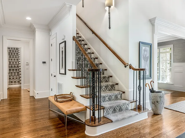 5910 Saint John Ln — Photo 23