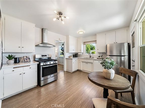 5th image of 724 N Shirley Dr