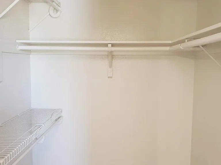 3637 W Angela Dr — Photo 14