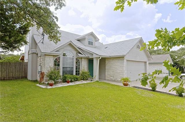 1st image of 611 Sunny Brook Dr
