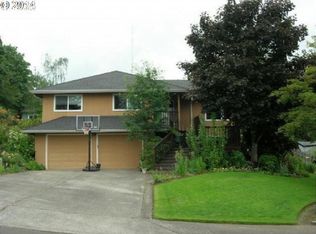 540 NW 87th Ter, Portland, OR 97229
