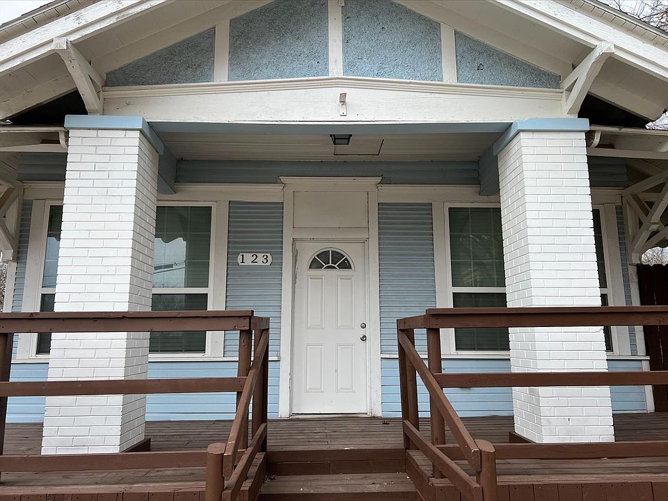 1st image of 123 Kaufman St