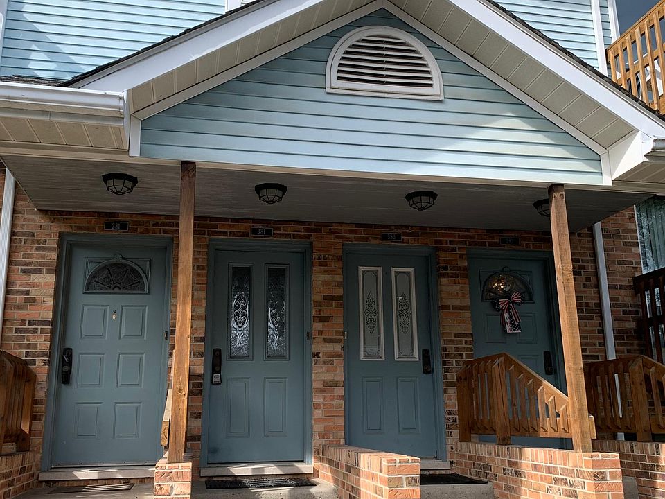 1st image of 281 Pinewood Cir #105
