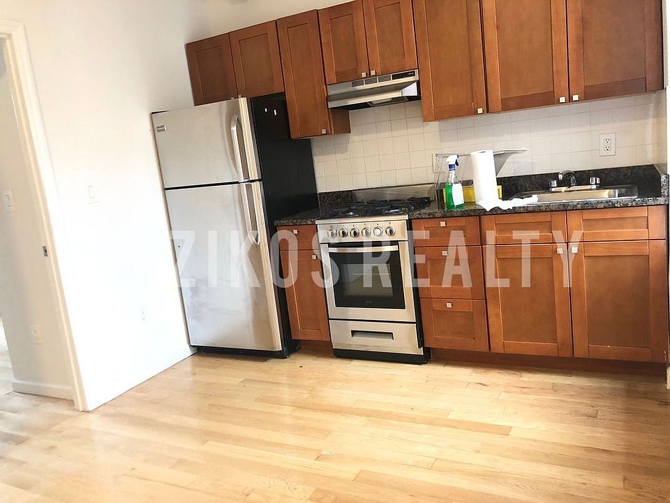 1st image of 2610 18th St APT 4