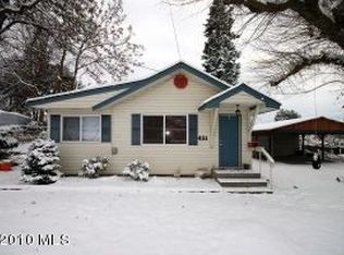 421 15th St NE, East Wenatchee, WA 98802