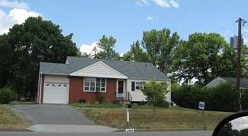 2nd image of 2504 Hungary Rd