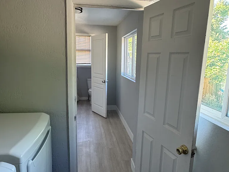 2954 Adams Ave — Photo 19