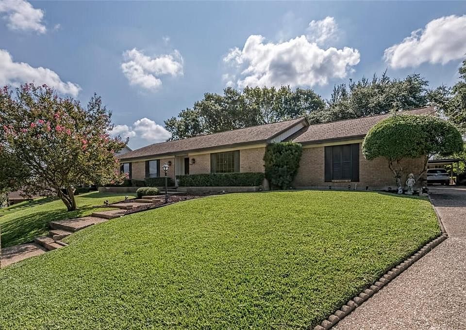 1st image of 9448 Red River Dr