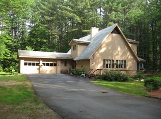 16 Crestline Dr, Center Ossipee, NH 03814