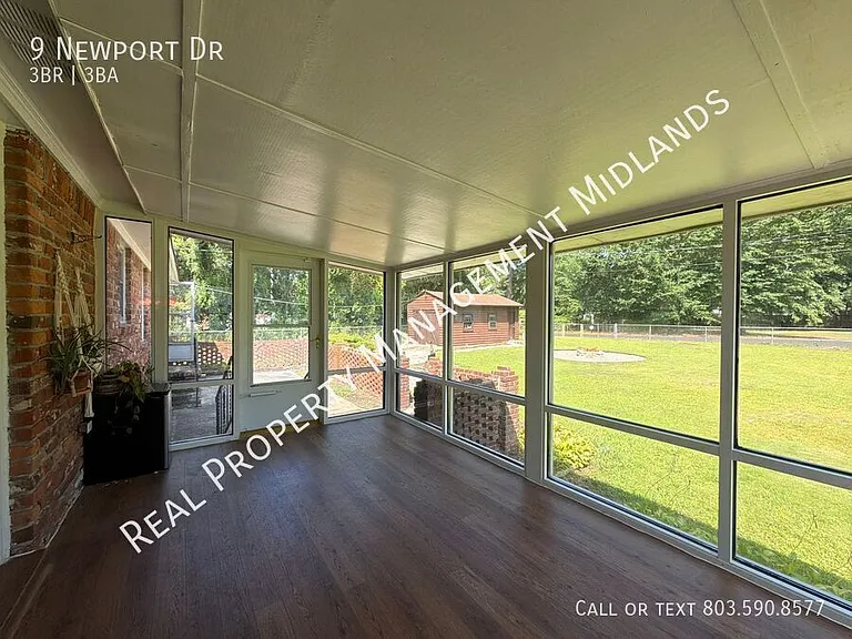 9 Newport Dr — Photo 22