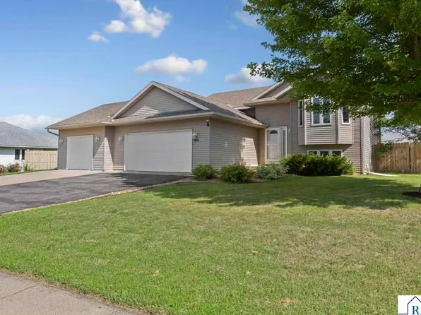 100 Tattler Ln, Mankato, MN 56001