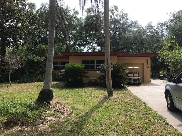 15 Magnolia Ave, Yankeetown, FL 34498