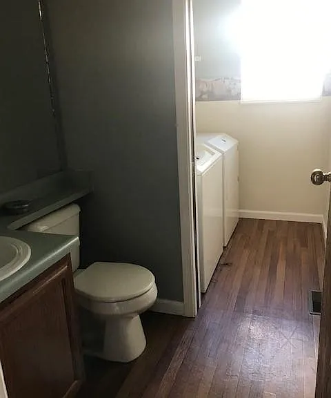 455 Widick St — Photo 13
