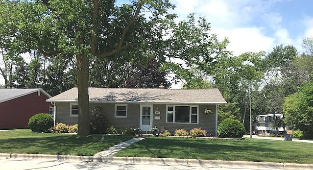 2nd image of 543 Mark Ave