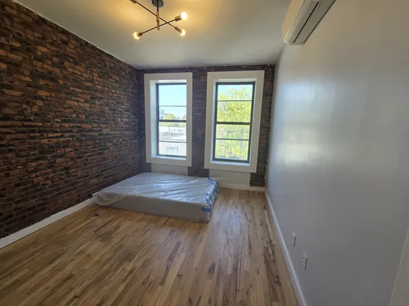 159 Ellery Street image 1 of 14