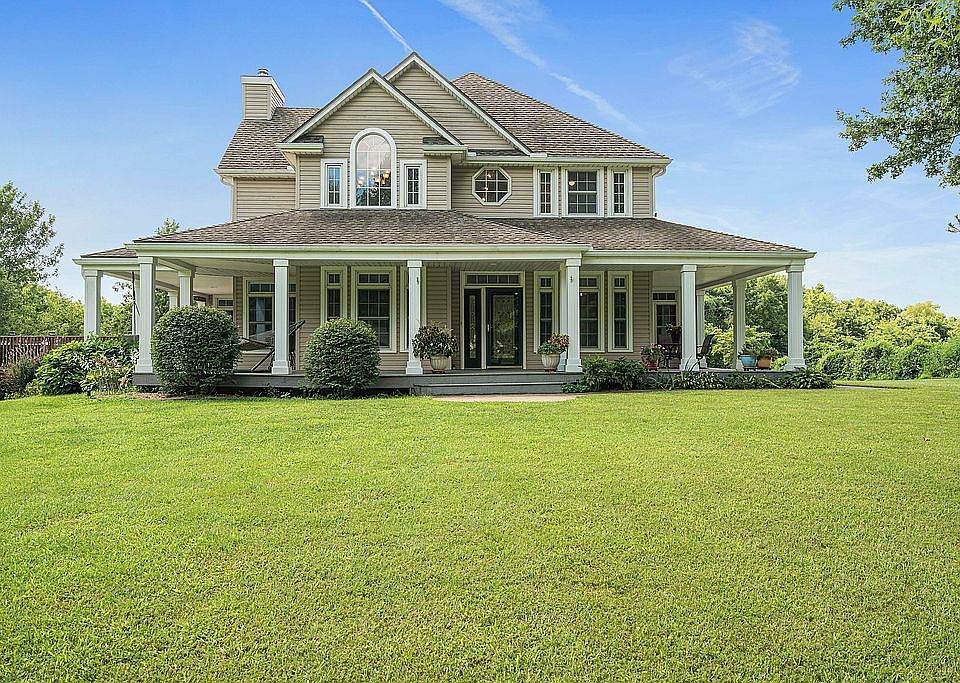 1st image of 24401 E 283rd St