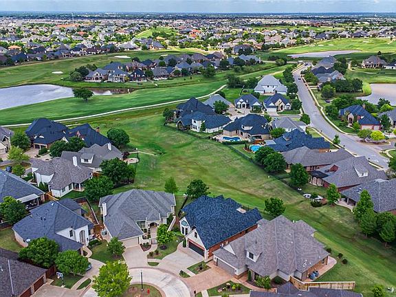 5th image of 16616 Little Leaf Ln