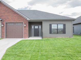 3782 High Pointe Ln, Newburgh, IN 47630