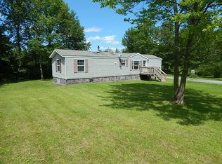 71 Bunny Ln, Weybridge, VT 05753