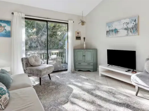 2748 Forest Ridge Dr #I8, Fernandina Beach, FL 32034