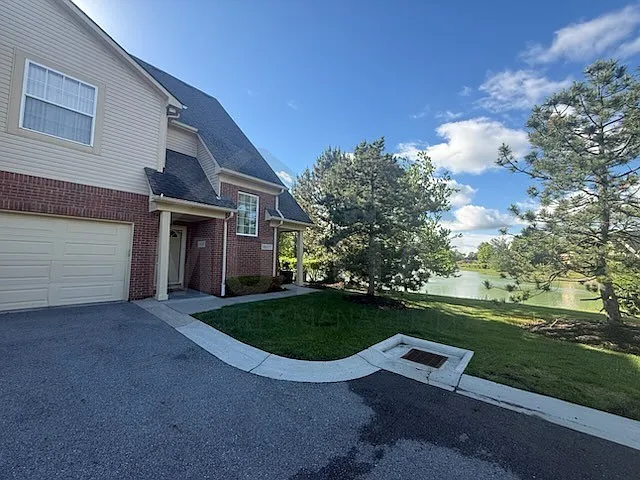 48449 Manor Bridge Dr