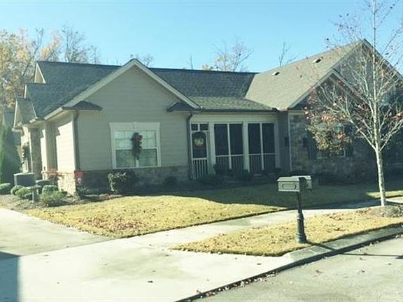 2nd image of 1542 Sedgefield Dr